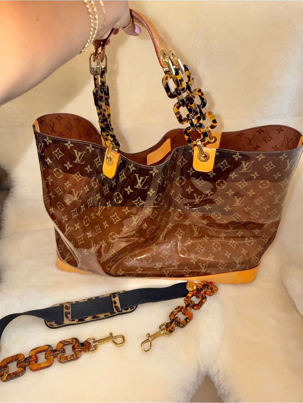 XL Louis Vuitton tote shoulder bag travel bag y2k LV monogram sac amber cavas gm - Picture 9 of 16